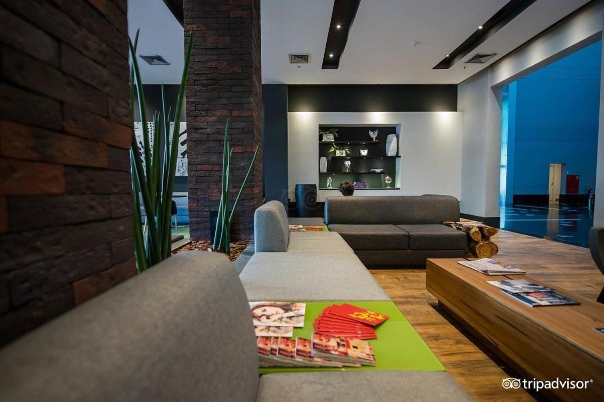 Hotel Internacional Ibirapuera 2534 Proximo Metro Sao Paulo Bagian luar foto
